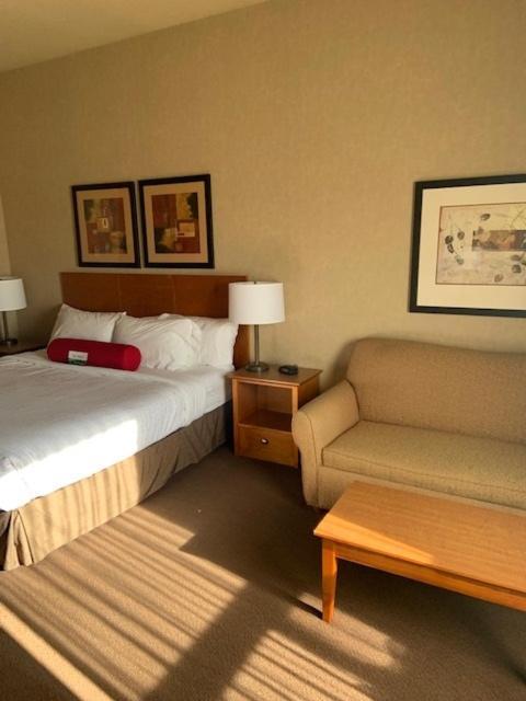 Clarion Pointe Hotel Rimbey Luaran gambar
