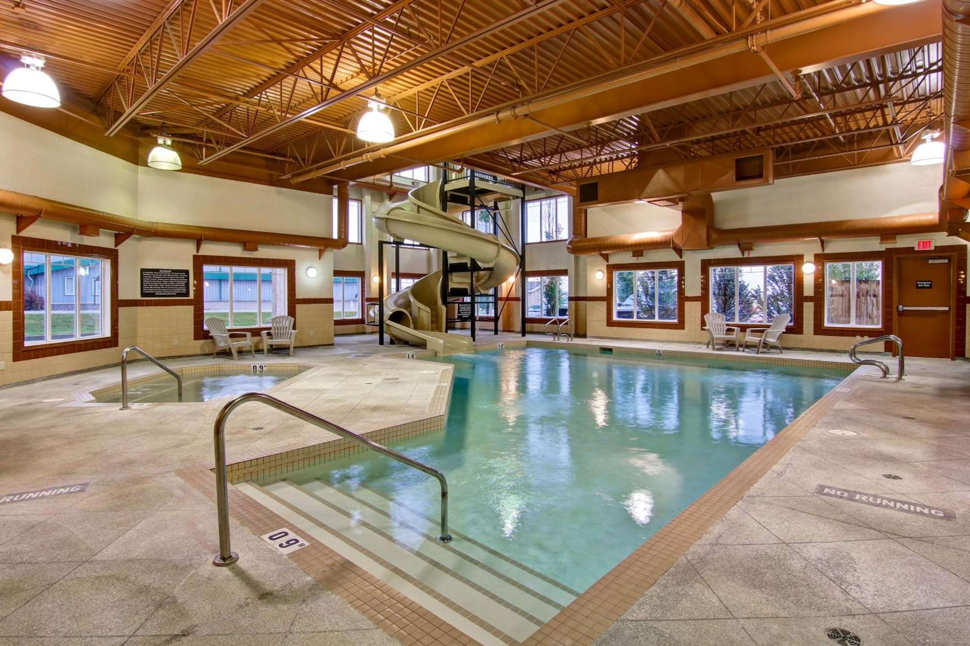 Clarion Pointe Hotel Rimbey Luaran gambar